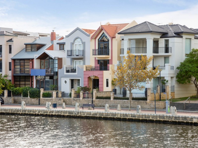 28 Henry Lawson Walk, East Perth WA 6004