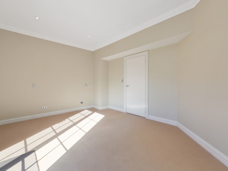 28 Henry Lawson Walk, East Perth WA 6004