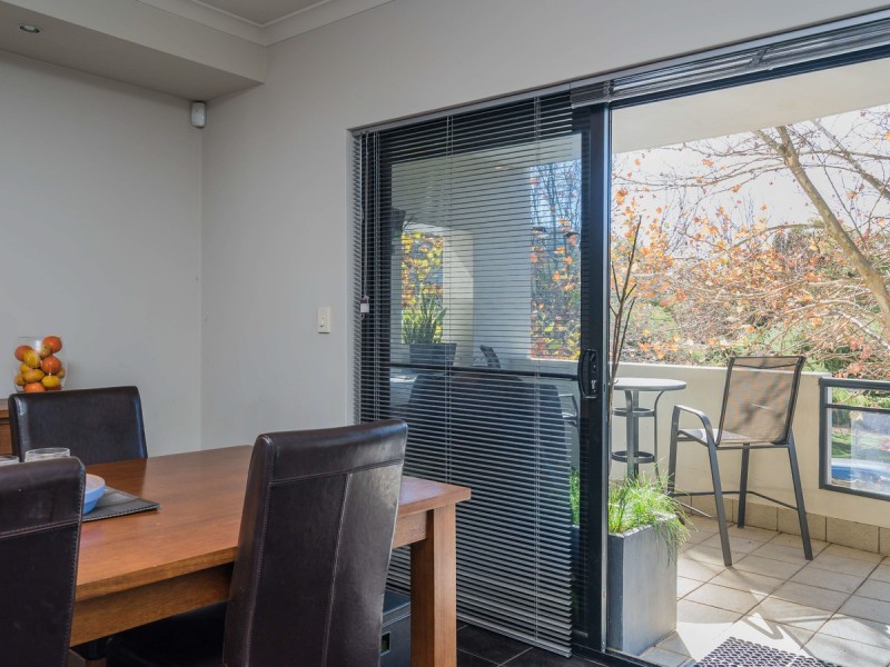 2/131 Royal Street, East Perth WA 6004
