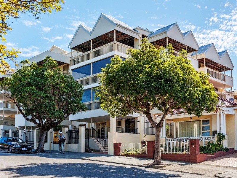 48/22 Nile Street, East Perth WA 6004
