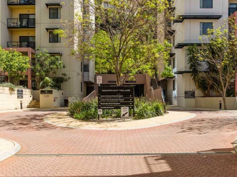 39/122 Mounts Bay Road, Perth WA 6000