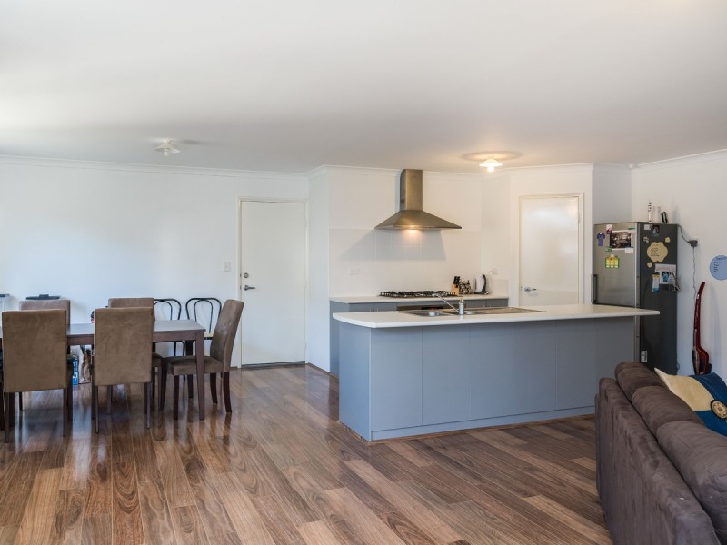 22 Tulip Way, East Cannington WA 6107