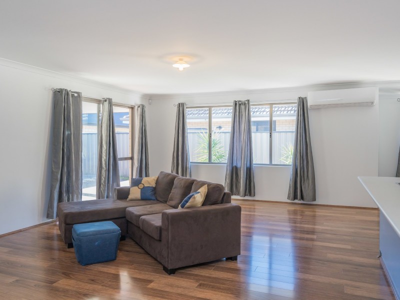 22 Tulip Way, East Cannington WA 6107