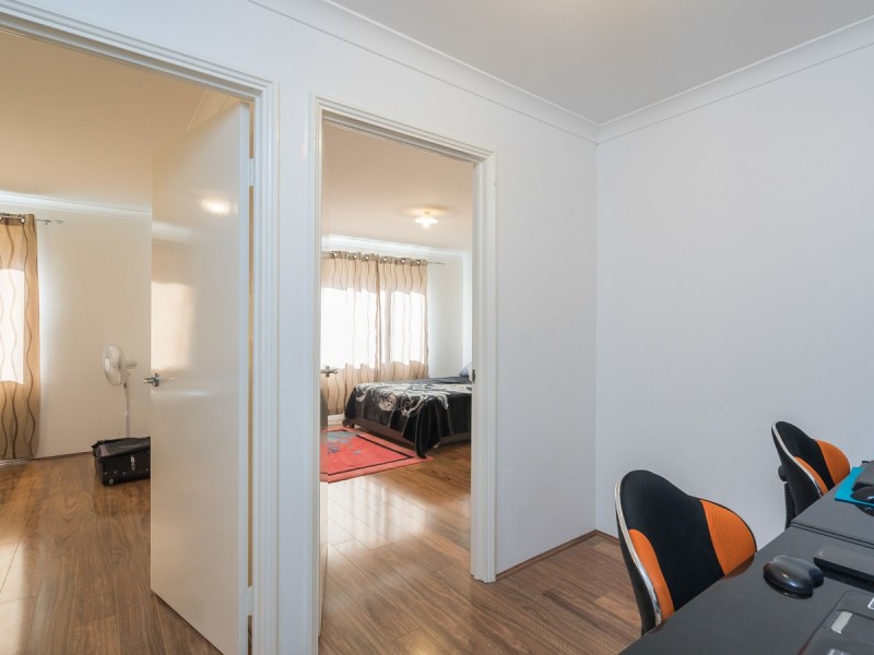 22 Tulip Way, East Cannington WA 6107