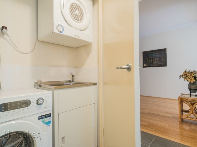 10/153 Kensington Street, East Perth WA 6004