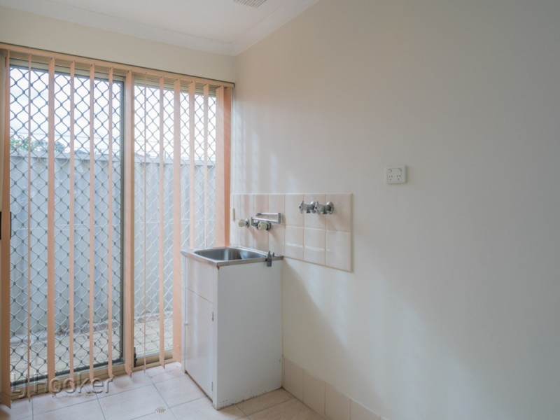2/182 Hill View Terrace, Bentley WA 6102