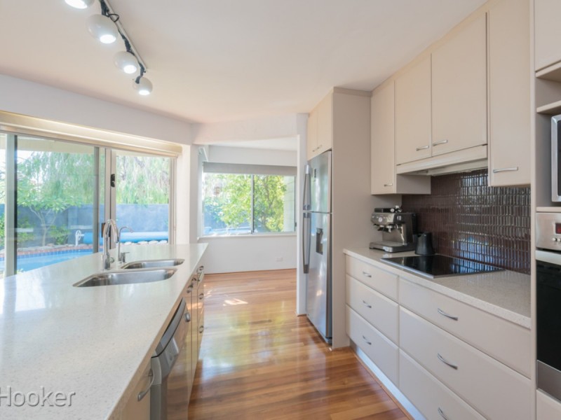 3/8 Sandgate Street, South Perth WA 6151