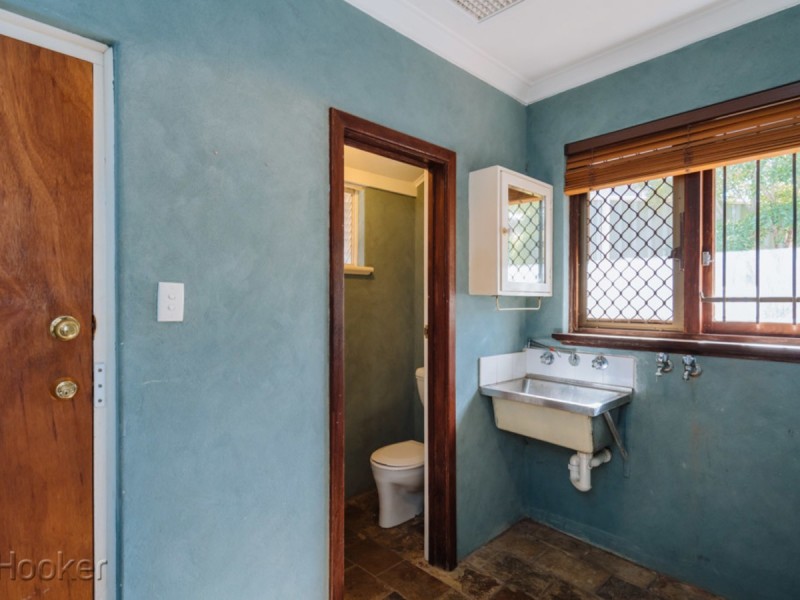 37 Kitchener Avenue, Burswood WA 6100