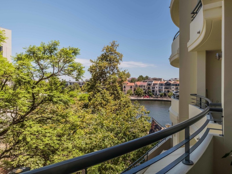 49/20 Royal Street, East Perth WA 6004