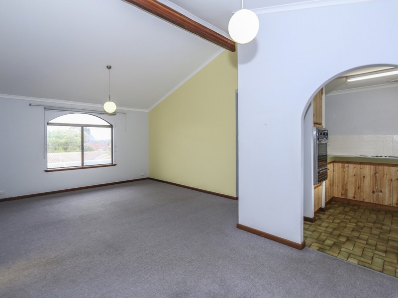 4/8 Deeley Street, Maylands WA 6051