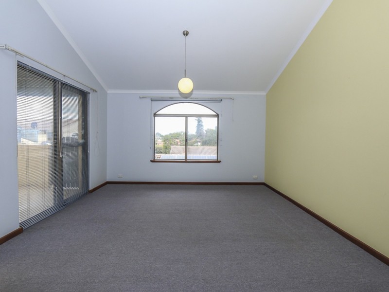 4/8 Deeley Street, Maylands WA 6051