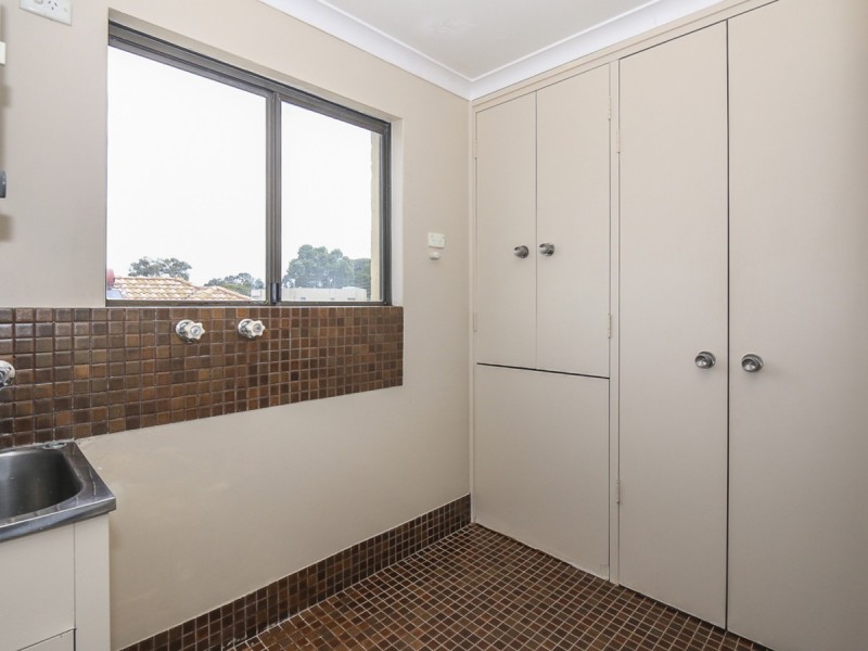 4/8 Deeley Street, Maylands WA 6051