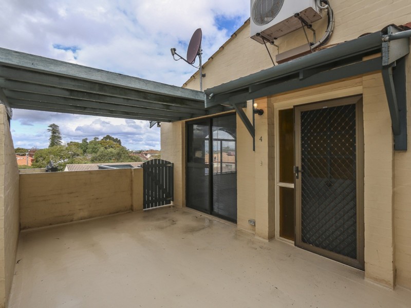 4/8 Deeley Street, Maylands WA 6051