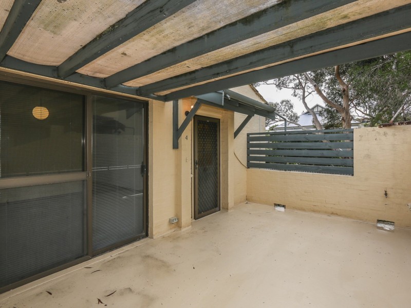 4/8 Deeley Street, Maylands WA 6051