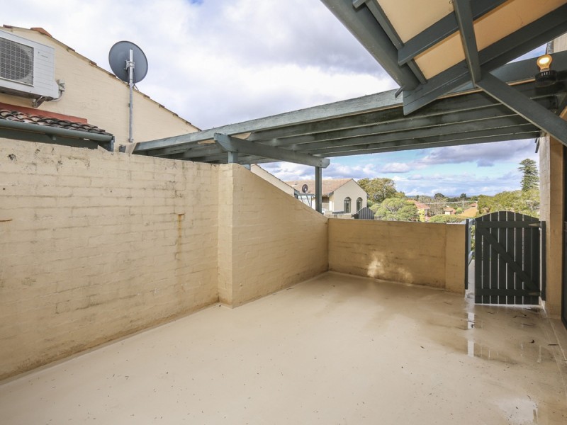 4/8 Deeley Street, Maylands WA 6051