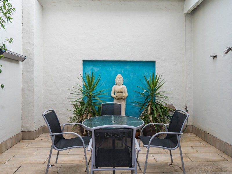 22 Little Saunders Street, East Perth WA 6004