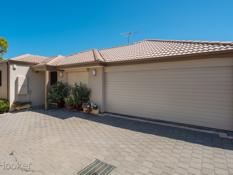 2/23b Ilumba Way, Nollamara WA 6061