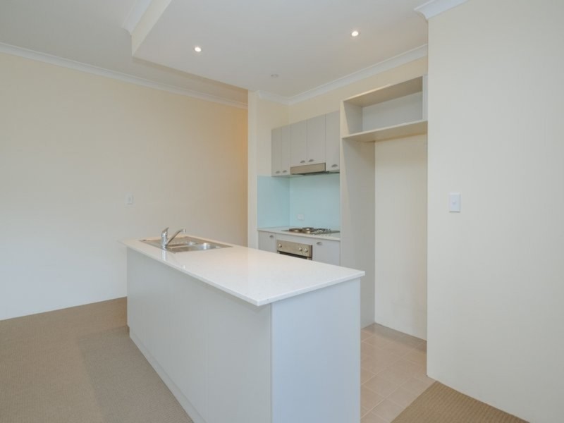 4/2 Pisconeri Street, Perth WA 6000