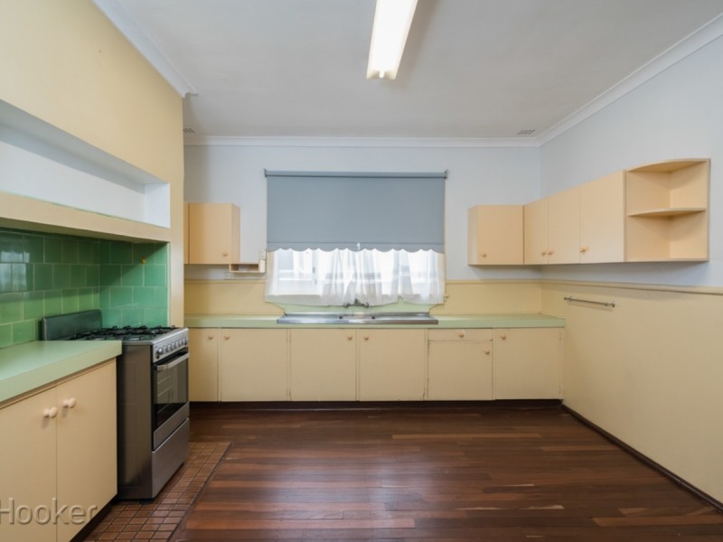 31 Kitchener Avenue, Bayswater WA 6053