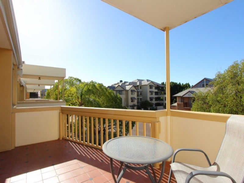 38/22 Nile Street, East Perth WA 6004