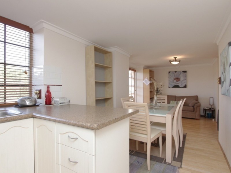 38/22 Nile Street, East Perth WA 6004