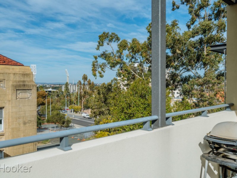 79/18 Wellington Street, East Perth WA 6004
