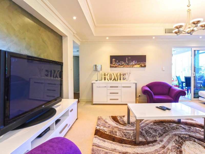 2/28 Nile Street, East Perth WA 6004