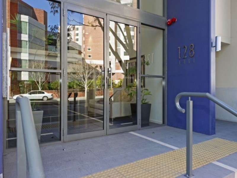 33/128 Adelaide Terrace, East Perth WA 6004