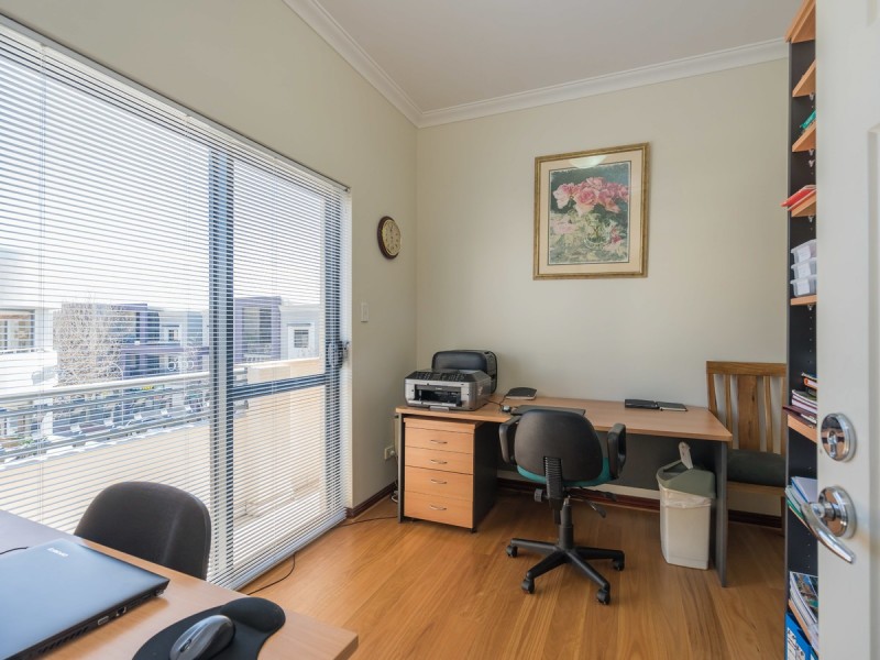 2/111 Royal Street, East Perth WA 6004