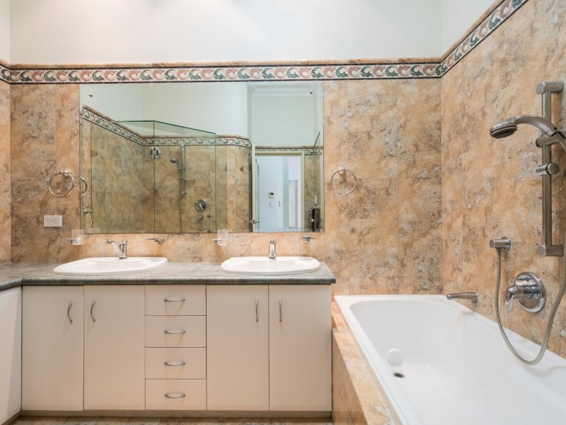 2/111 Royal Street, East Perth WA 6004