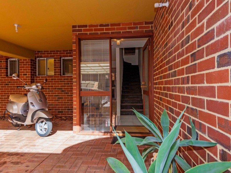 17/39 Bronte Street, East Perth WA 6004