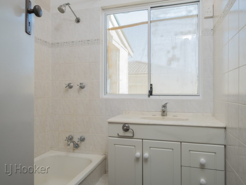 29 Irwin Road, Embleton WA 6062