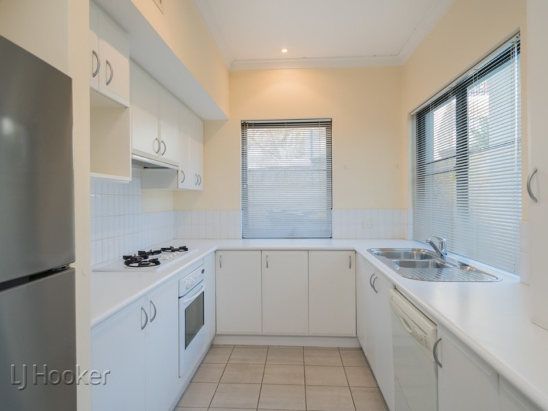 18 Haig Park Circle, East Perth WA 6004