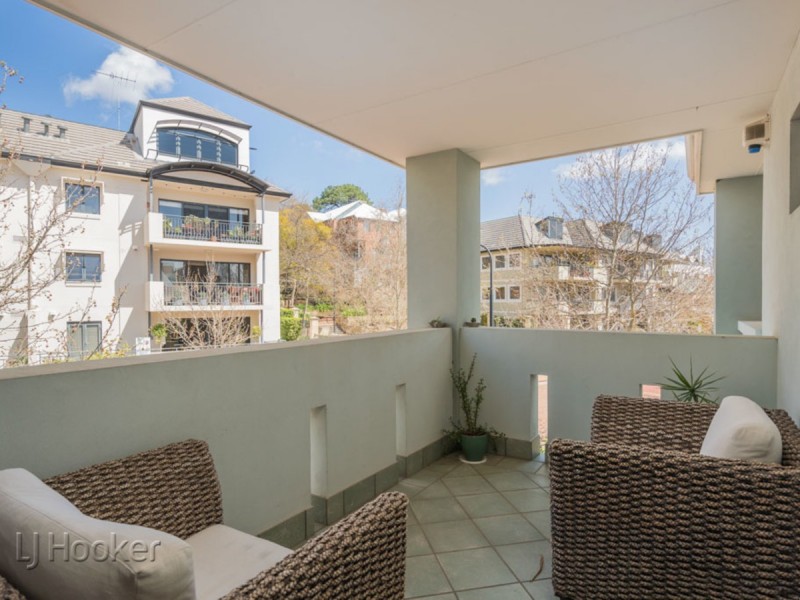 18 Haig Park Circle, East Perth WA 6004