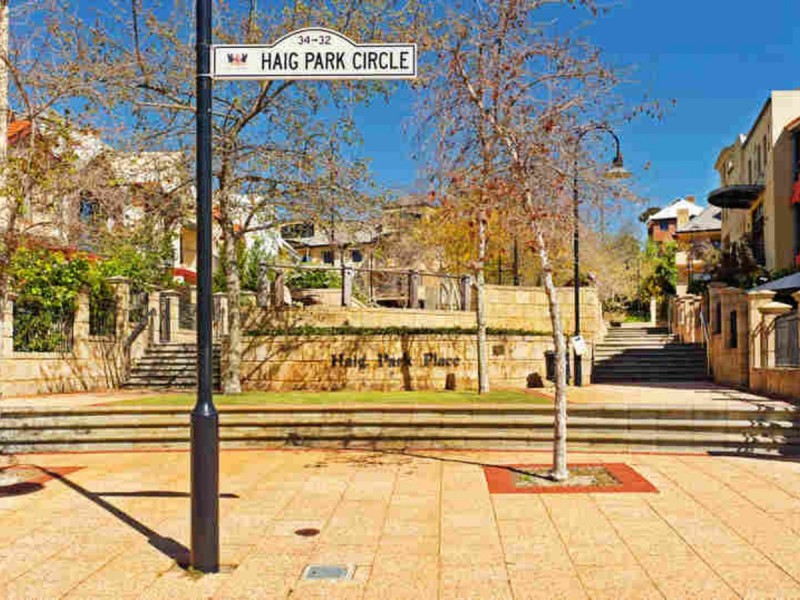 18 Haig Park Circle, East Perth WA 6004