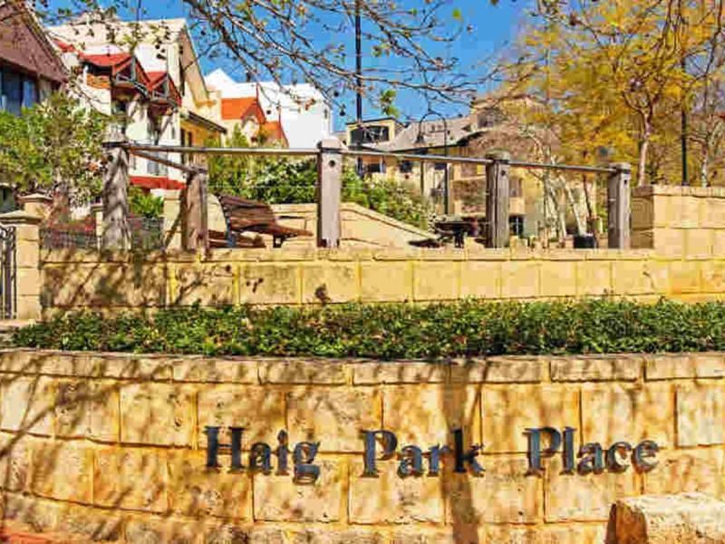 18 Haig Park Circle, East Perth WA 6004