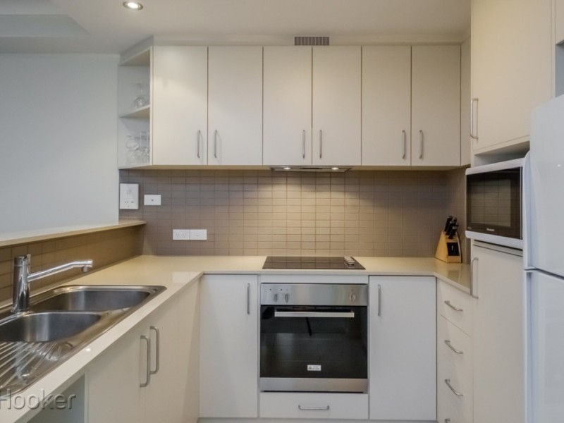 27/18 Wellington Street, East Perth WA 6004