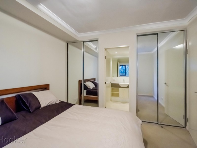 27/18 Wellington Street, East Perth WA 6004