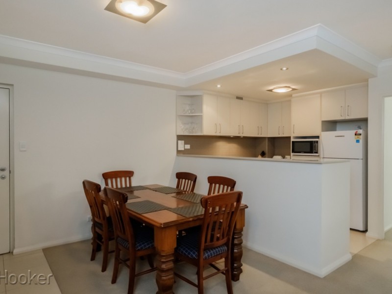 27/18 Wellington Street, East Perth WA 6004