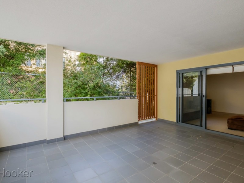 27/18 Wellington Street, East Perth WA 6004