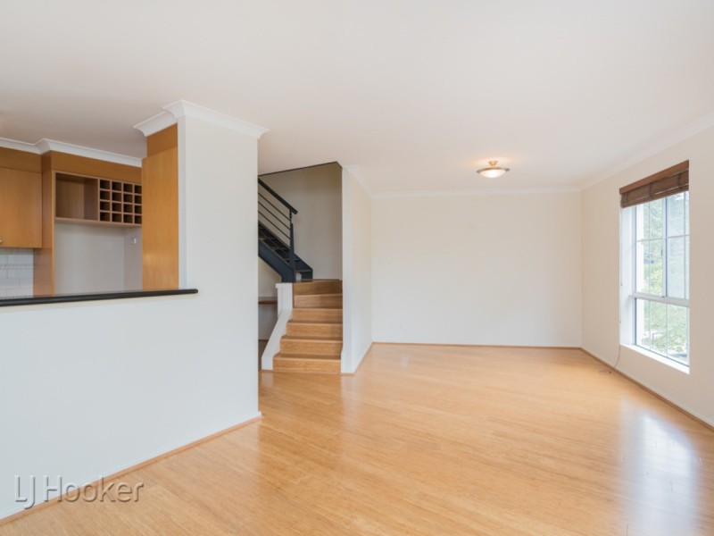 9/32 Eastbrook Terrace, East Perth WA 6004