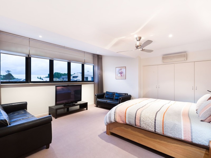 11/35 Haig Park Circle, East Perth WA 6004