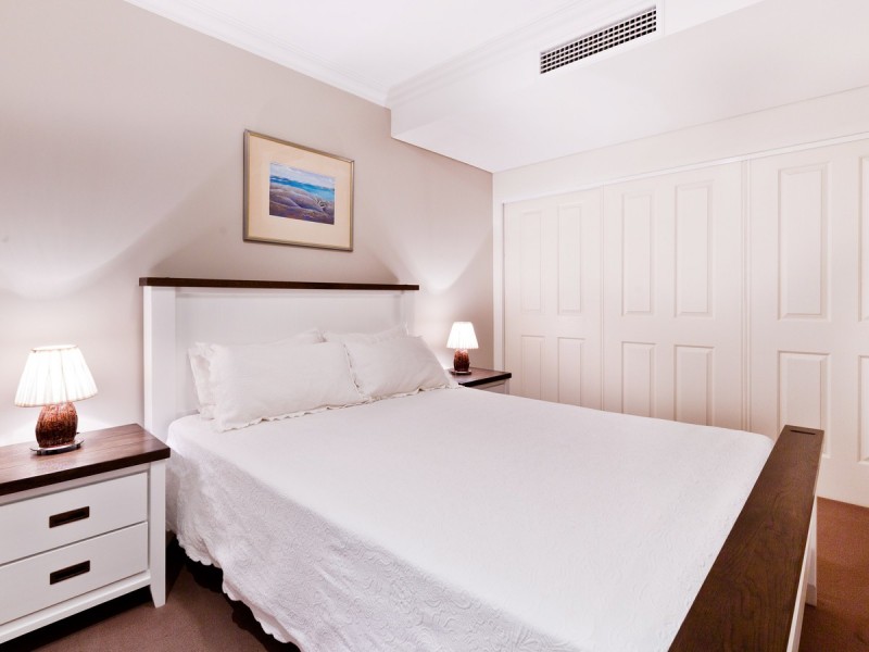 11/35 Haig Park Circle, East Perth WA 6004