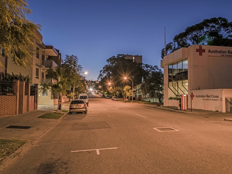 18/102 Goderich Street, East Perth WA 6004