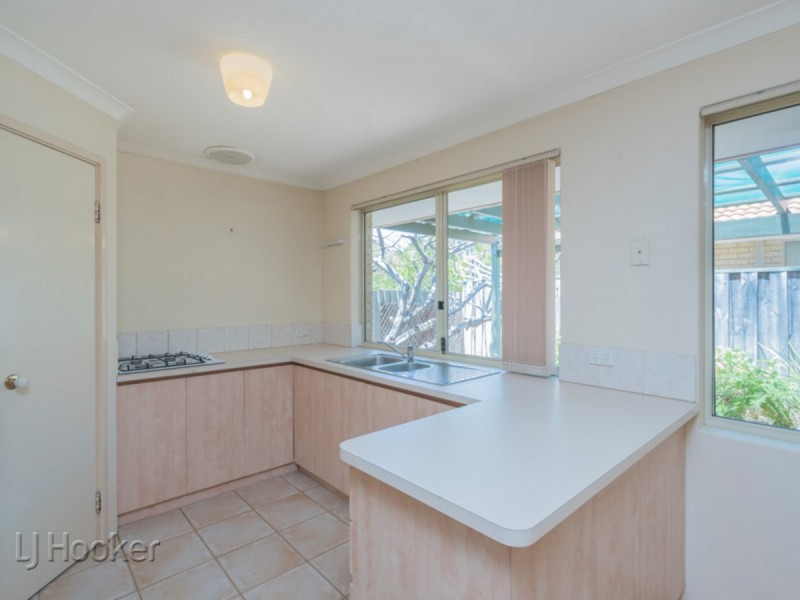 2/24 Mozart Mews, Rivervale WA 6103