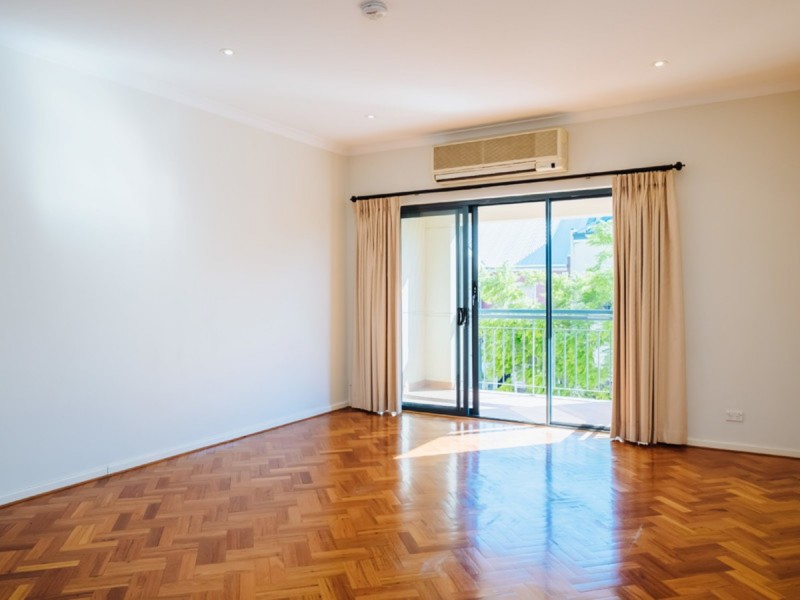 7/22 Saunders Street, East Perth WA 6004