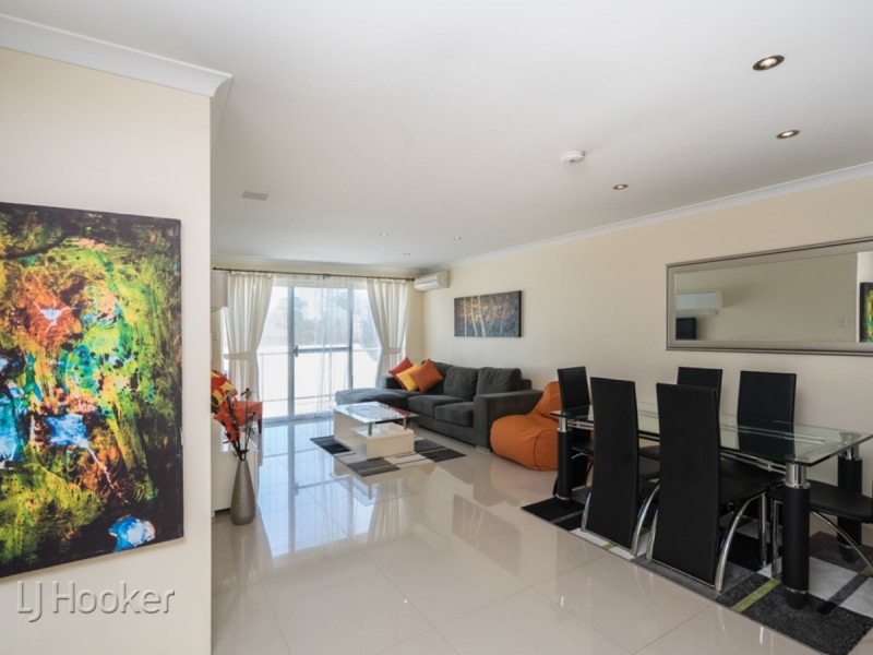 32/24 Burton Street, Cannington WA 6107