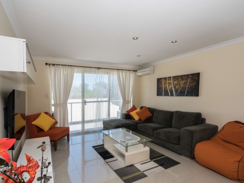 32/24 Burton Street, Cannington WA 6107