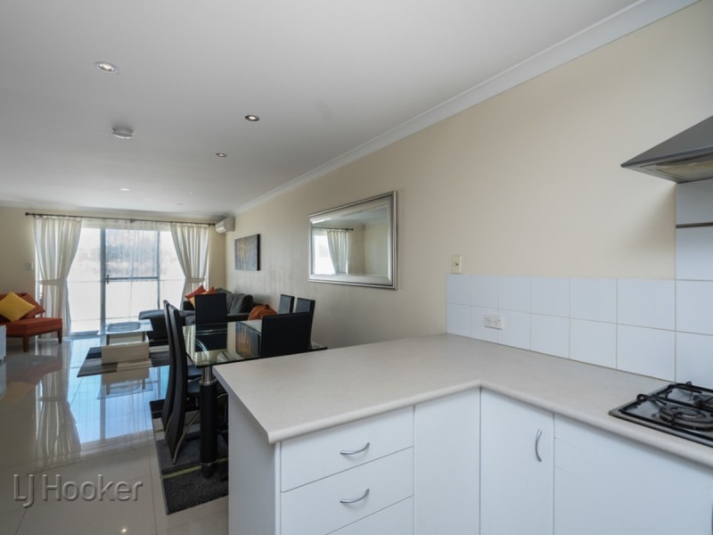 32/24 Burton Street, Cannington WA 6107