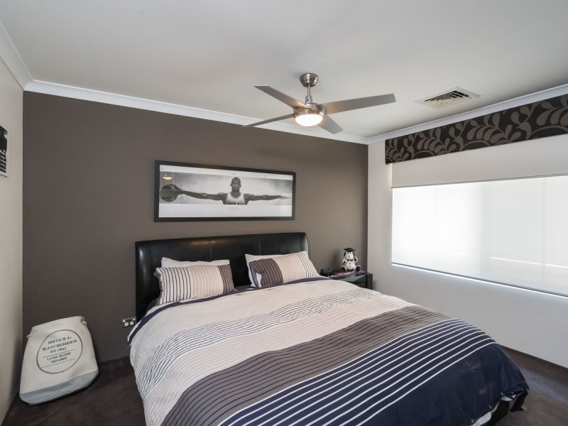 4 Greylock Meander, Madeley WA 6065